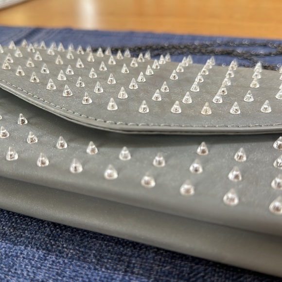 Steve Madden silver clutch - Picture 2 of 5